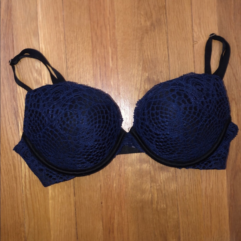 Victoria Secret Push Up Bra